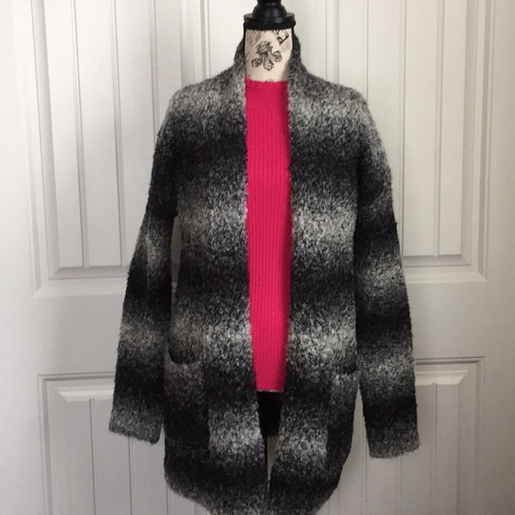 Beautiful Rachel  Zoe Alpaca Cardigan - Picture 2 of 6